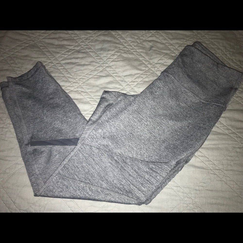 Athletic leggings